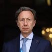 Stéphane Bern quitte Europe 1 pour une autre radio : "J'ai eu l'impression que j’étais leur plan B"