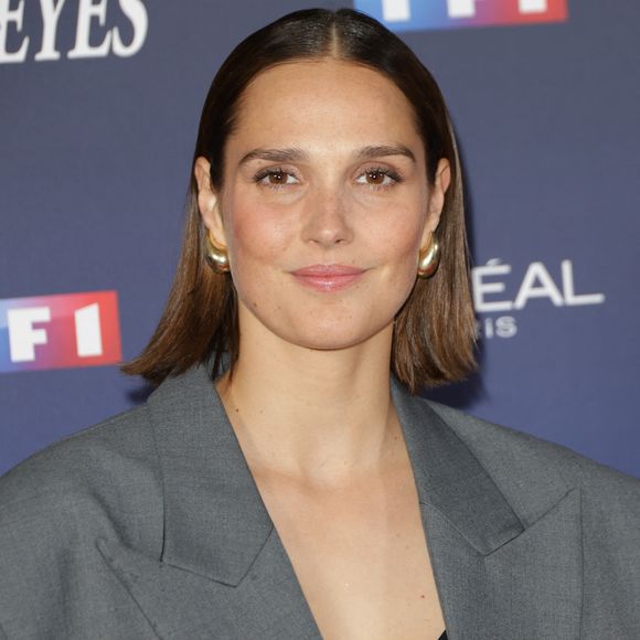 Elle était notamment l'une des têtes d'affiche du Bazar de la Charité et des Combattantes

Camille Lou - Avant-première de la nouvelle fiction de TF1 "Cat's Eyes" à la Seine Musicale à Paris le 9 octobre 2024. © Coadic Guirec/Bestimage