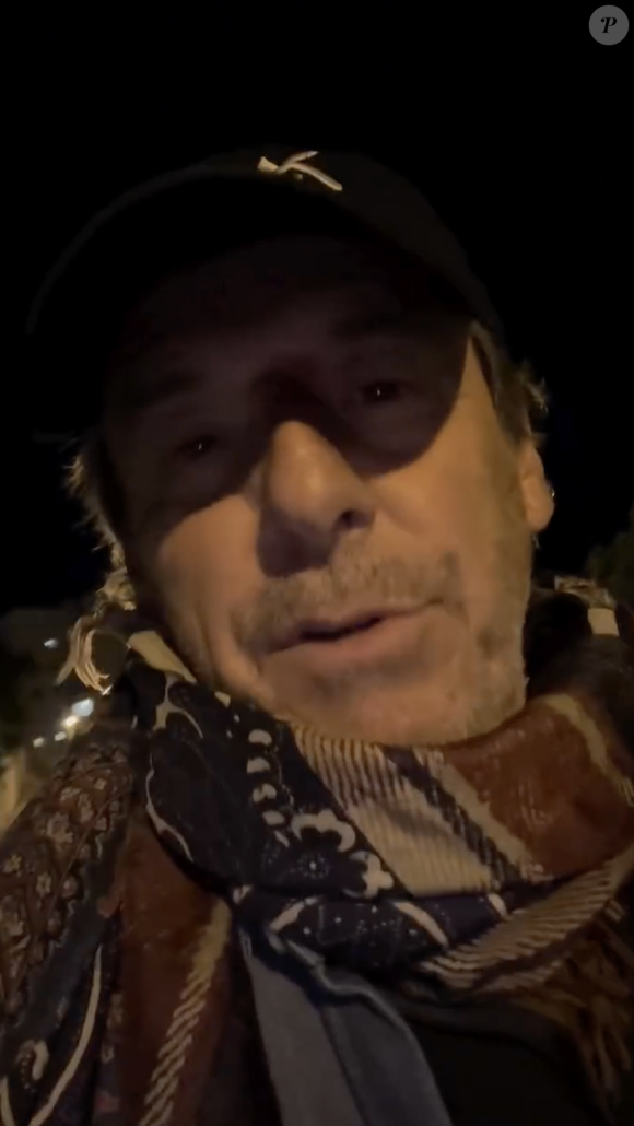 Dans cette vidéo, Jean-Luc Reichmann exprime sa colère envers ceux qui ont commis cet acte, mais aussi envers les assurances ! 

Capture d'écran de la vidéo Instagram publiée par Jean-Luc Reichmann.