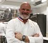 C'est celle du célèbre gâteau au yaourt.
Exclusif - Le chef Philippe Etchebest dans les cuisines de son restaurant "Maison Nouvelle" à Bordeaux, le 11 avril 2025. ©Jean-Marc Lhomer/Bestimage.
