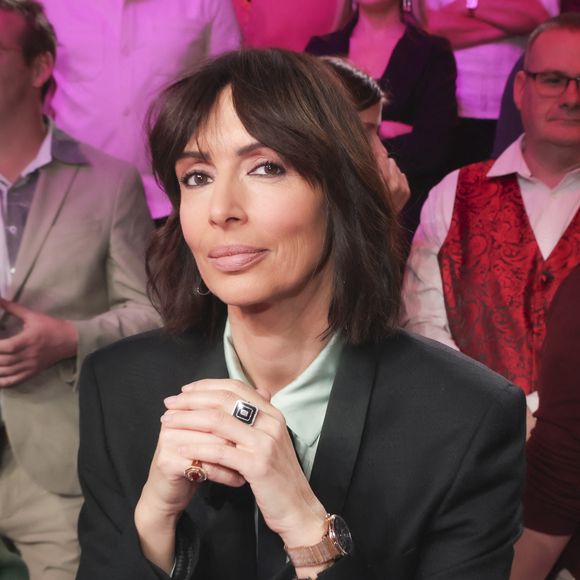 Exclusif - Géraldine Maillet sur le plateau de l'émission "Touche pas à mon poste" (TPMP) diffusée en direct sur C8 le 17 décembre 2024.

© Jack Tribeca / Bestimage