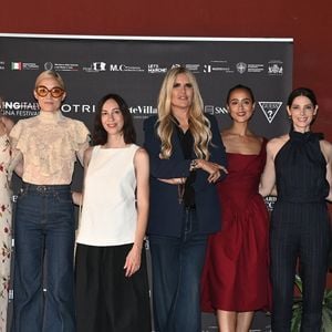Nathalie Simon a longtemps animé des émissions emblématiques.
Alex Wolff, Missi Pyle, Pom Klemientieff, Gia Coppola, Tiziana Coppola, Nathalie Emmanuel, Asley Greene, Ashley Greene, Melissa Roxburgh, Simon Baker au photocall de la conférence de presse de la 8ème édition du Festival Filming Italy Sardegna 2025 à Cagliari, Italie, le 19 juin 2025. © SGP/Bestimage