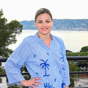 Depuis son retrait des terrains, l'ancienne parisienne s'est reconvertie en tant que consultante sportive

Exclusif - Laure Boulleau lors du moment d'échange autour de la place des femmes dans le milieu professionnel en marge du Bullpadel Show 06 à Antibes Juan les Pins, sur le roof top du 1932 Hôtel & Spa Cap d'Antibes en 2025. © Bruno Bebert/Bestimage