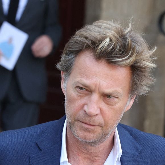 Laurent Delahousse aux obsèques de Philippe Labro en l'église de Saint-Germain-des-Prés à Paris le 13 juin 2025. 

Photo : Dominique Jacovides - Christophe Clovis / Bestimage