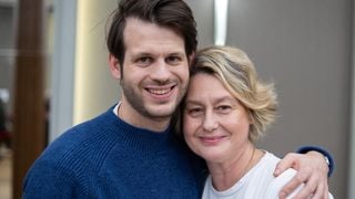 "Les légendes vivent en nous" : 5 ans après le départ de Jean-Paul Belmondo, son petit-fils Alessandro s'exprime, Luana Belmondo réagit