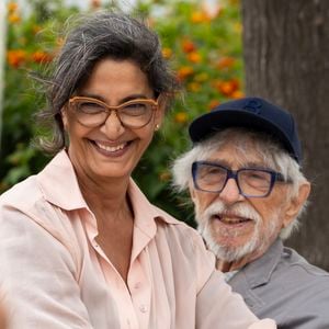 Pierre Richard et sa femme Ceyla Lacerda Photocall de "L'Homme qui a vu l'ours qui a vu l'homme" lors du 78ème Festival International du Film de Cannes, le 22 mai 2025.
© Jacovides/Moreau/Bestimage
