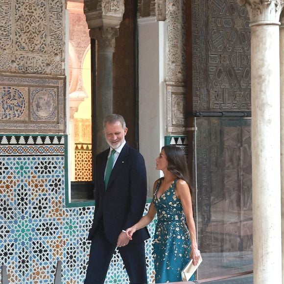La reine Letizia et le roi Felipe VI d'Espagne organisent un dîner d'État en l'honneur des chefs d'État en visite au Real Alcazar, le 29 juin 2025.

Photo : Lalo Yasky / Bestimage