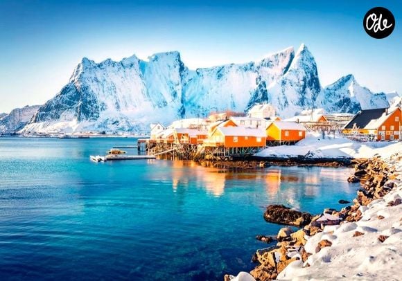 L’archipel des îles Lofoten s'éveille. - © jojjik / 123RF