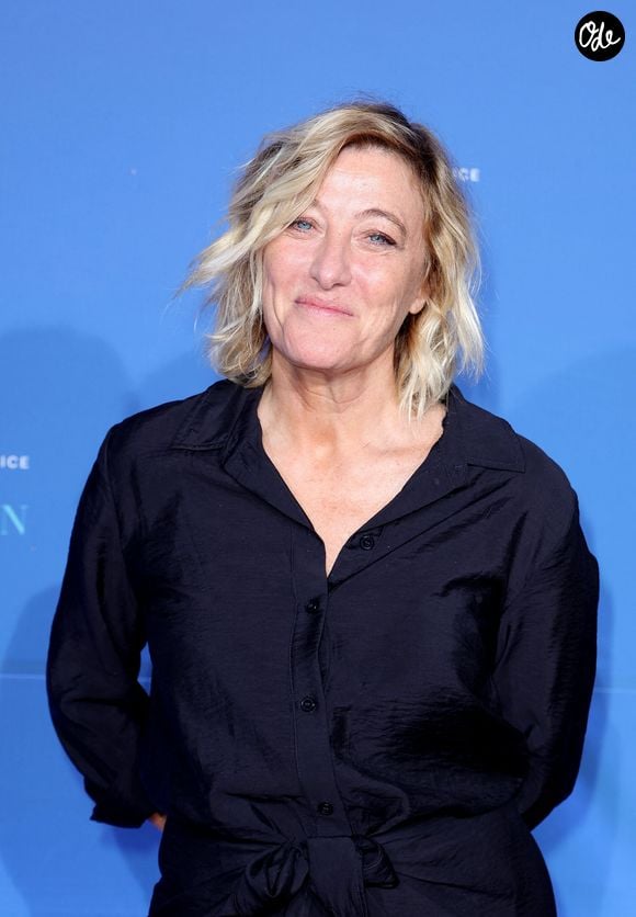 L'actrice et réalisatrice s'est empressée de glisser un adorable commentaire sous le post Instagram de sa fille, lui témoignant tout son amour avec une belle série de cœurs rouges.

Valeria Bruni-Tedeschi - Tapis rouge de la 8ème édition du Festival Cinéroman à Nice le 29 Septembre 2026. © Jacovides-Bebert/Bestimage