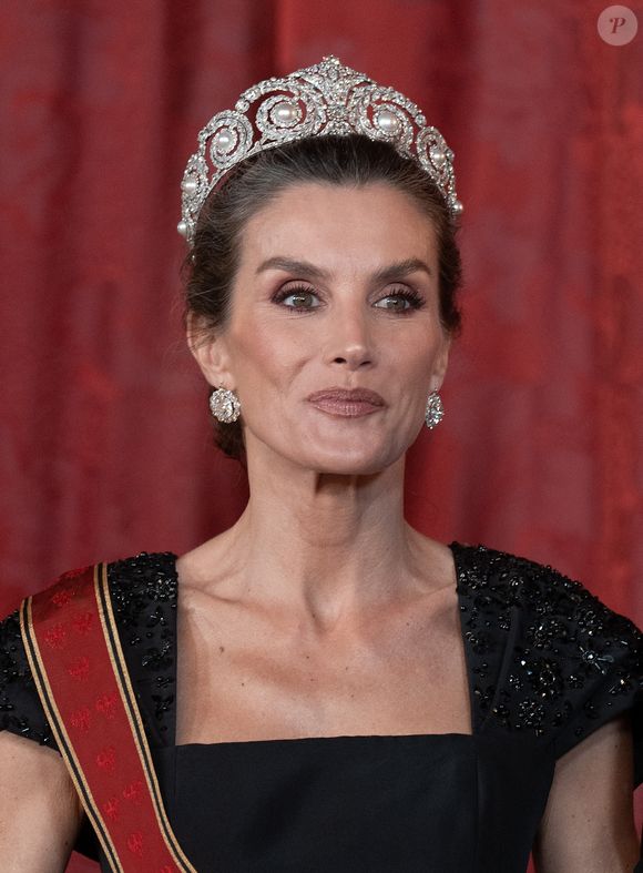 Le roi Felipe VI et la reine Letizia d'Espagne, accueillent Frank-Walter Steinmeier (Président fédéral de l'Allemagne) et sa femme Elke Budenbender pour un dîner de gala en leur honneur au palais royal à Madrid. Photo par LALO YASKY / BESTIMAGE