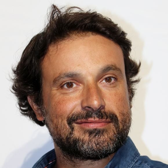 Bruno Salomone à la première de "Souviens Toi" lors de la cérémonie d'ouverture de la 19ème édition du Festival de la Fiction TV de la Rochelle.

Photo : Patrick Bernard / Bestimage