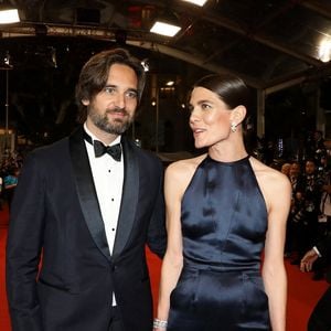 Charlotte Casiraghi et Dimitri Rassam - Montée des marches du film « Frère et Soeur » lors du 75ème Festival International du Film de Cannes. Le 20 mai 2022
© Dominique Jacovides / Bestimage