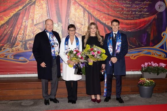 S.A.S. le Prince Albert II de Monaco (Le prince Albert II de Monaco), S.A.S. la Princesse Stéphanie de Monaco (La princesse Stéphanie de Monaco), Louis Ducruet et Camille Gottlieb assistent à l'ouverture du 48ème Festival International du Cirque de Monte-Carlo, à Monaco, le 16 janvier 2026. © Olivier Huitel/Poo Monaco/Bestimage