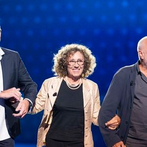 Exclusif - Garou, Mireille Dumas et François Berléand lors de l'enregistrement de l'émission "La Boîte à secrets", présentée par F.Bollaert et diffusée le 26 septembre 2025 sur France 3, dans les studios du Lendit à Saint-Denis, Seine Saint-Denis, France, le 8 septembre 2025. © Pierre Perusseau/Bestimage