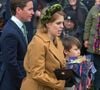 Au cours de cette fameuse promenade, les citoyens britanniques présents sur place ont notamment pu découvrir une nouvelle tête

La princesse Beatrice, duchesse d'York, Edoardo Mapelli Mozzi, Christopher Woolf, le fils de Edoardo - La famille royale britannique se rend à la messe de Noël à Sandringham le 25 décembre 2024.

© Stephen Daniels / Alpha Press / Bestimage