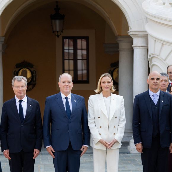 Le prince Albert II de Monaco et la princesse Charlène de Monaco ont accueilli au Palais princier les ambassadeurs et représentants permanents des 46 États membres de l'organisation du Conseil de l'Europe, Monaco le 2 septembre 2026. © Olivier Huitel/Pool Monaco/Bestimage