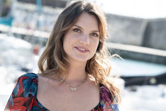 Lila Guiraud participe au photocall Un Si Grand Soleil lors du 26ème Festival de la Fiction de La Rochelle, le 15 septembre 2024 à La Rochelle, France. Photo by David NIVIERE/ABACAPRESS.COM