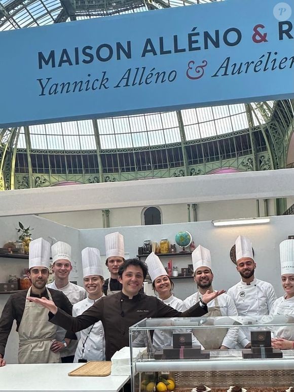 Si Aurélien Rivoire reste discret sur ses futurs projets, il promet de revenir très vite avec de nouvelles créations gourmandes.

Fin de collaboration entre Yannick Alléno et Aurélien Rivoire.