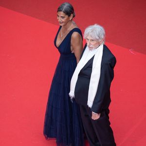 Ceyla Lacerda et son mari Pierre Richard - Montée des marches du film « La venue de l’avenir » lors du 78ème Festival International du Film de Cannes, au Palais des Festivals à Cannes. Le 22 mai 2025
© Olivier Borde/ Bestimage