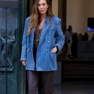 Laura Smet - Personnalités au défilé de mode Zimmermann collection prêt à porter printemps / été 2024 au palais de Tokyo à Paris le 2 octobre 2023.

© Christophe Aubert / Bestimage