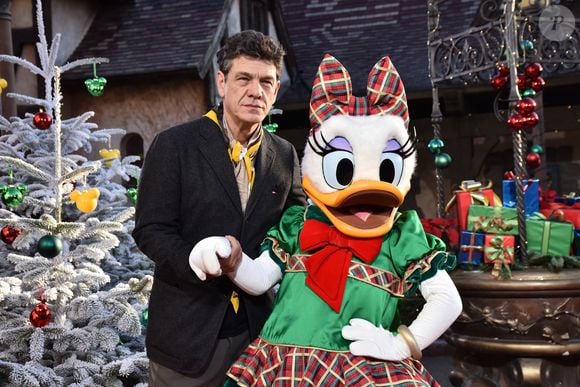 Marc Lavoine assistant à l'événement Joyeux Mickey à Disneyland Paris à Marne-la-Vallée, le 18 novembre 2018.