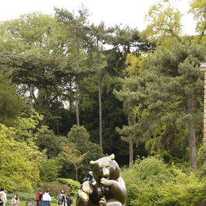 Illustration de l'exposition "Fragiles Colosses" du sculpteur Michel Bassompierre au Jardin des Plantes à Paris. Le 7 mai 2021
© Christophe Aubert via Bestimage