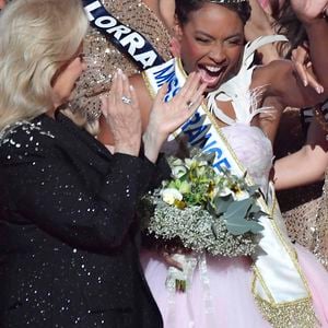 Cette hôtesse de l'air, très maniaque selon ses dires, avait déjà participé au concours, il y a 13 ans

Miss France 2025, sur TF1           Crédits : Pierre Billard/sipa press via Bestimage