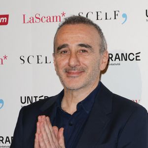 Sur les ondes de RTL, le comédien a d'ailleurs accepté de se confier sur cette grossesse tardive qui n'était "pas prévue".

Elie Semoun - 32ème cérémonie des Trophées du film français à l'hôtel Intercontinental à Paris le 4 février 2025. © Coadic Guirec/Bestimage