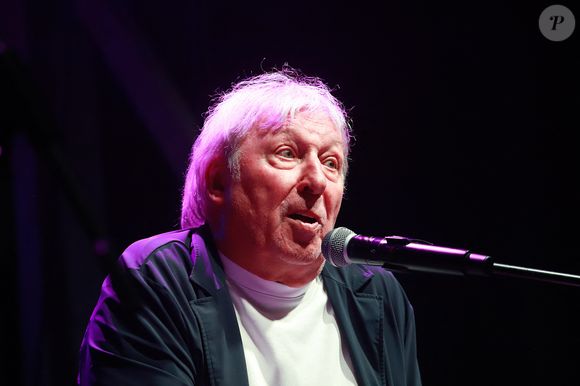 Exclusif - Cookie Dingler lors du concert La folie des années 80 au Croisic, France, le 20 août 2025. Ambiance garantie, tubes inoubliables et énergie 100% live pour le concert  La Folie des Années 80 2025. © Nöel Carrier/Bestimage
