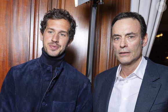 Victor Belmondo, nouvel ambassadeur de Berluti, Anthony Delon - Photocall pour les 130 ans de Berluti lors de la fashion week à Paris le 22 janvier 2025. © Olivier Borde /Bestimage
