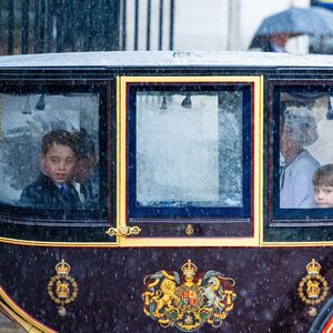 Le prince George de Galles, Le prince Louis de Galles et Kate Middleton - Les membres de la famille royale britannique lors de la parade Trooping the Color à Londres, Royaume Uni, le 15 juin 2024. © Backgrid USA/Bestimage