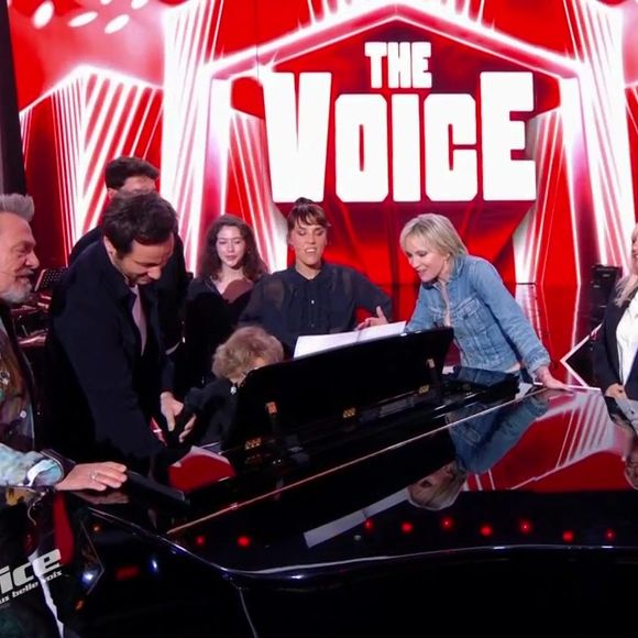 Malheureusement, personne ne s'est retourné. Mais Patricia Kaas a décide de donner une seconde chance à la chanteuse.