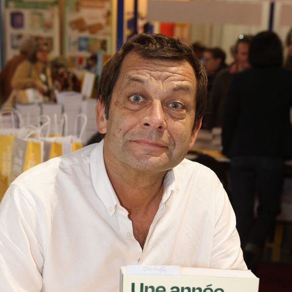 Laurent Mariotte partage une recette de salade grecque sur son site officiel.

Laurent Mariotte à la Halle Georges Brassens de Brive-la-Gaillarde pour la Foire du Livre de Brive.©Jean-Marc LHOMER/Bestimage.