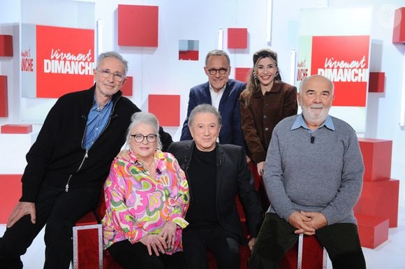Exclusif - Thierry Lhermitte, Emmanuel Chaunu, Vernis rouge, Josiane Balasko, Michel Drucker et Gérard Jugnot - Enregistrement de l'émission Vivement dimanche consacrée à l'équipe du Splendid au studio Rive Gauche, présentée par M.Drucker, diffusée le 23 février 2025 sur France 3.
© Guillaume Gaffiot / Bestimage