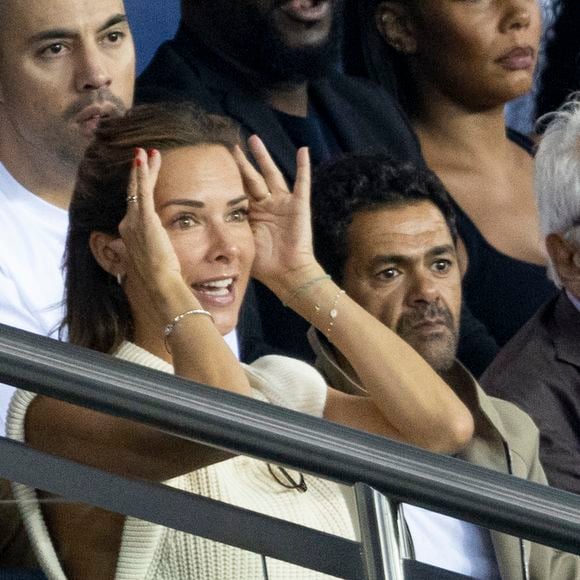 Mélissa Theuriau et son mari Jamel Debbouze - People assistent au match aller de la Ligue des Champions entre le Paris Saint-Germain et la Juventus (2-1) au Parc des Princes à Paris le 6 septembre 2022.
©AGENCE / BESTIMAGE