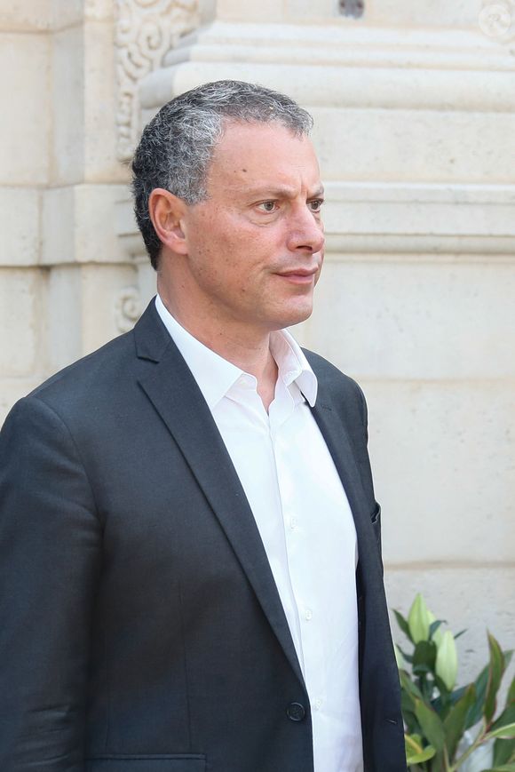 C'est au micro de RTL qu'elle s'est confiée sur ce qui lui est arrivé et sur sa convalescence comme l'annonce Marc-Olivier Fogiel

Marc-Olivier Fogiel - Sorties des obsèques de Philippe Labro dans l'église de Saint-Germain-des-Prés à Paris le 13 juin 2025. © Dominique Jacovides - Christophe Clovis / Bestimage