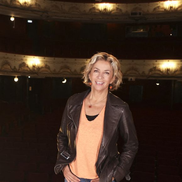 Exclusif - Corinne Touzet lors du tournage de "Sur Scène Avec" à Paris le 7 novembre 2024. © Jack Tribeca / Bestimage