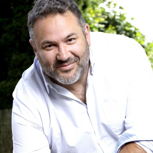 Bruce Toussaint - 5ème édition des écrivains chez Gonzague Saint Bris à Chanceaux-Près-Loches le 27 aout 2023. © Cédric Perrin/Bestimage