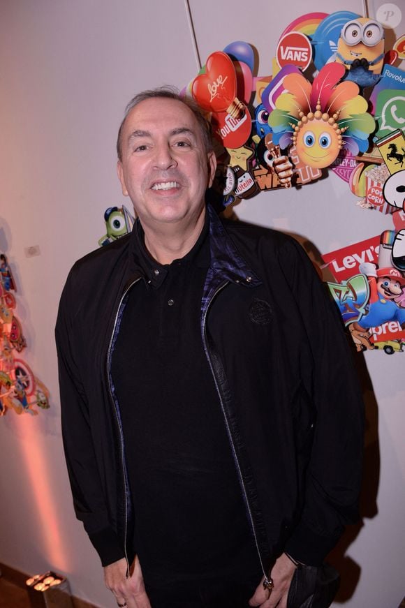 Jean-Marc Morandini - Inauguration du restaurant italien gastronomique "Il Carpaccio" au Royal Monceau à Paris le 6 octobre 2021.  © Rachid Bellak/Bestimage