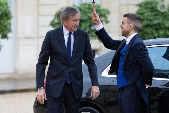 L'homme d'affaires français et PDG de LVMH Bernard Arnault arrive au Palais présidentiel de l'Elysée avant un dîner d'Etat avec les présidents français et brésilien à Paris le 5 juin 2025. Photo par Raphael Lafargue/ABACAPRESS.COM