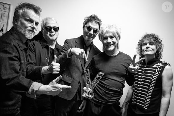 Exclusif - Le groupe Indochine reçoit un prix spécial aux Victoires de la Musique 2026 (41ème édition) pour sa tournée record de plus d'un million de spectateurs le 13 février 2026.

© Cyril Moreau / Bestimage