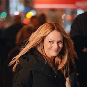 La chanteuse a débuté sa carrière alors qu'elle était encore adolescente

Vanessa Paradis - Avant-première du film "Dis moi juste que tu m'aimes" au Cinéma Pathé Wepler à Paris le 6 février 2025.
Crédit : Backgrid UK/ Bestimage