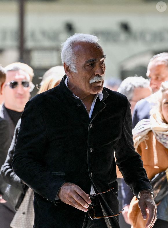 Mansour Bahrami lors de la cérémonie d'enterrement de Daniel Bilalian à l'église Saint-Pierre de Neuilly-sur-Seine, près de Paris, France, le 22 mai 2025. Photo by Firas Abdullah/ABACAPRESS.COM