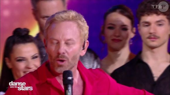Denitsa Ikonomova et Ian Ziering dans Danse avec les stars