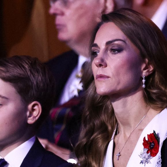 Kate Middleton, princesse de Galles, Le prince George de Galles - La famille royale britannique assiste au Festival du Souvenir de la Royal British Legion, en l'honneur des militaires, au Royal Albert Hall à Londres, le 8 novembre 2025. Photo par Julien Burton / Bestimage