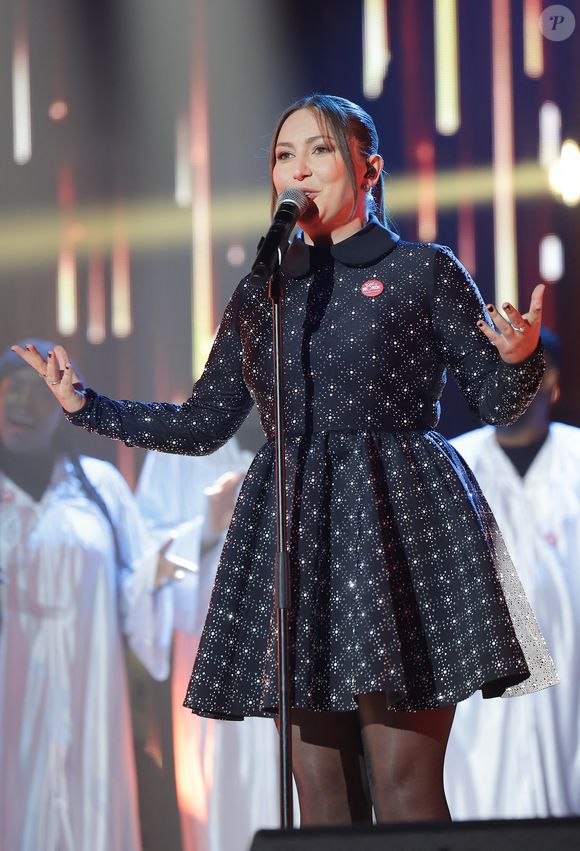 La chanteuse Linh, auteure du titre gagnant de l'Eurovision Junior 2025, avait un temps été pressentie par la délégation.


Exclusif - Linh lors du concert du gala de Noël de l'association Tout le monde contre le cancer fête ses 20 ans diffusé le 24 décembre sur M6 à l'Adidas Aren Porte de la Chapelle à Paris, France, le 4 décembre 2025. © Coadic Guirec/Bestimage