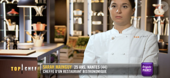 Il s'agit de Sarah Mainguy, qui a perdu face à Mohamed Cheikh, sacré gagnant de "Top Chef 2021".

Sarah dans "Top Chef" sur M6.