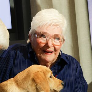 Line Renaud - 7ème remise du prix "Fonds de dotation Line Renaud-Loulou Gasté" pour la recherche médicale à la Maison de la Recherche à Paris le 17 novembre 2025. © Coadic Guirec/Bestimage