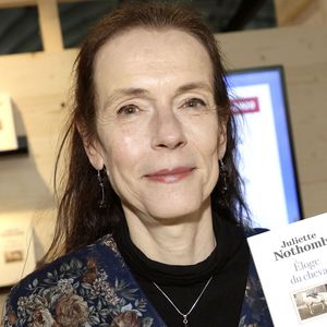 L'occasion de présenter sa grande sœur Juliette Nothomb, âgée elle de 61 ans.
Juliette Nothomb (sœur de Amélie Nothomb) - Festival du Livre de Paris 2023 au Grand Palais Éphémère le 21 avril 2023.
© Cedric Perrin / Bestimage