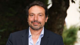 Bruno Salomone s'est éteint à 55 ans, le comédien avait vécu une histoire avec Julie Gayet